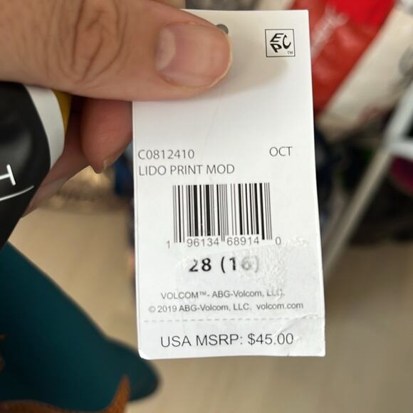 Volcom Boys Board Shorts Size 28 (16) - Picture 7 of 7